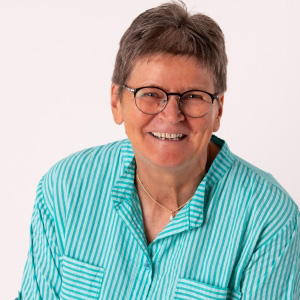  Elisabeth Pler